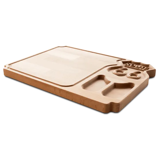 SB6 serving board in solid beech with CNC carving